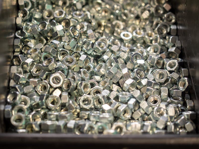 Hex Nuts & Lock Nuts Manufacturer | DIN 934/985 | YP Fasteners